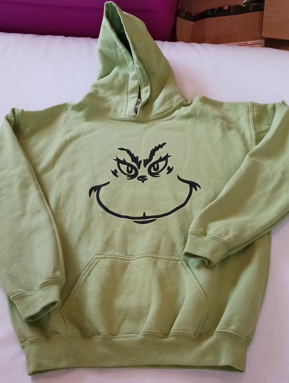 XL YOUTH Grinch Hoodie